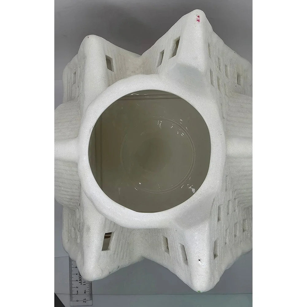 PartyLite Ceramic Winter Cottage Candle Holder Snow Roof Holiday Village P0261